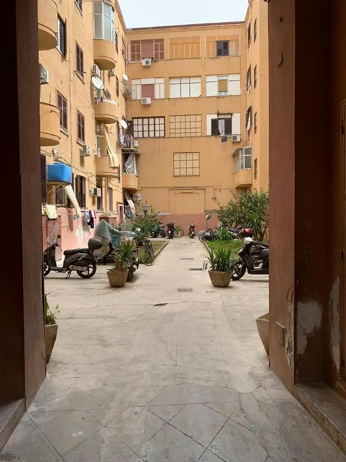 Stanza Privata Dotata Di Tutti I Comfort-Centro Storico Palermo Apartment 0*,  Italy